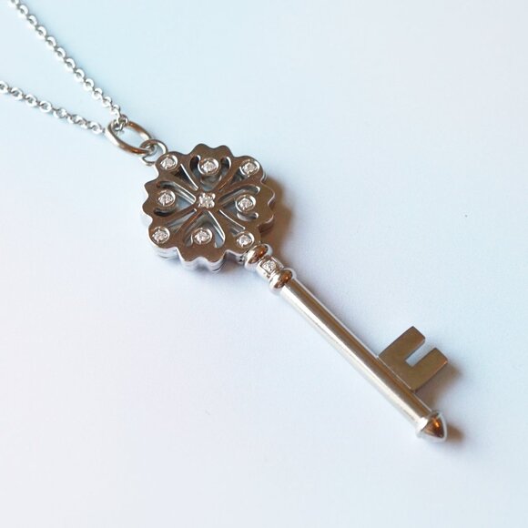Vintage Y2K Silver Skeleton Key Pendant Necklace with Crystal Accents - Picture 3 of 4